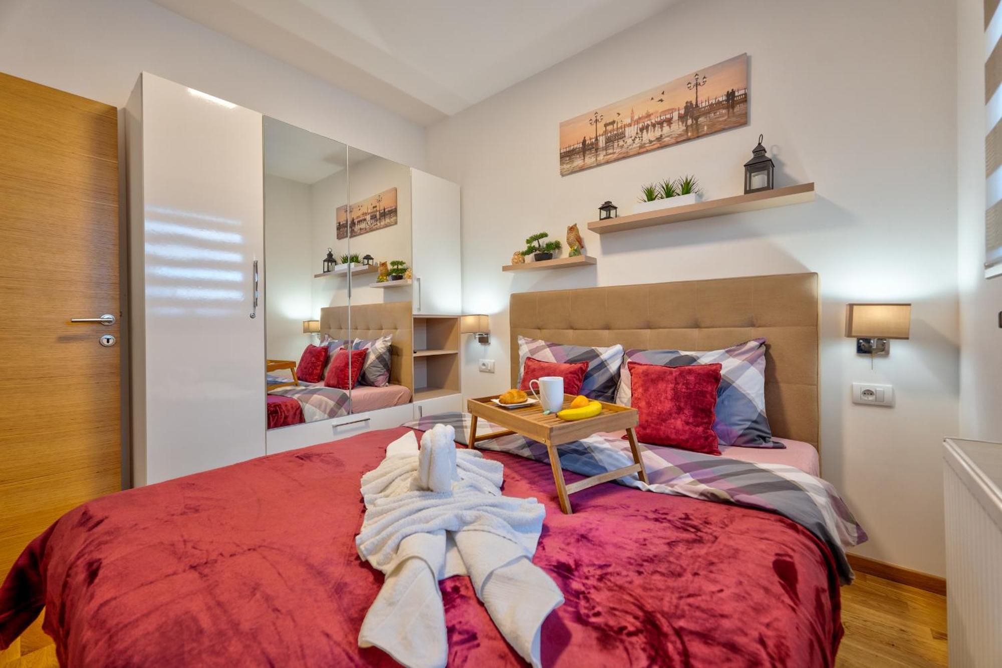 Aroma Apartmani ズラティボール エクステリア 写真