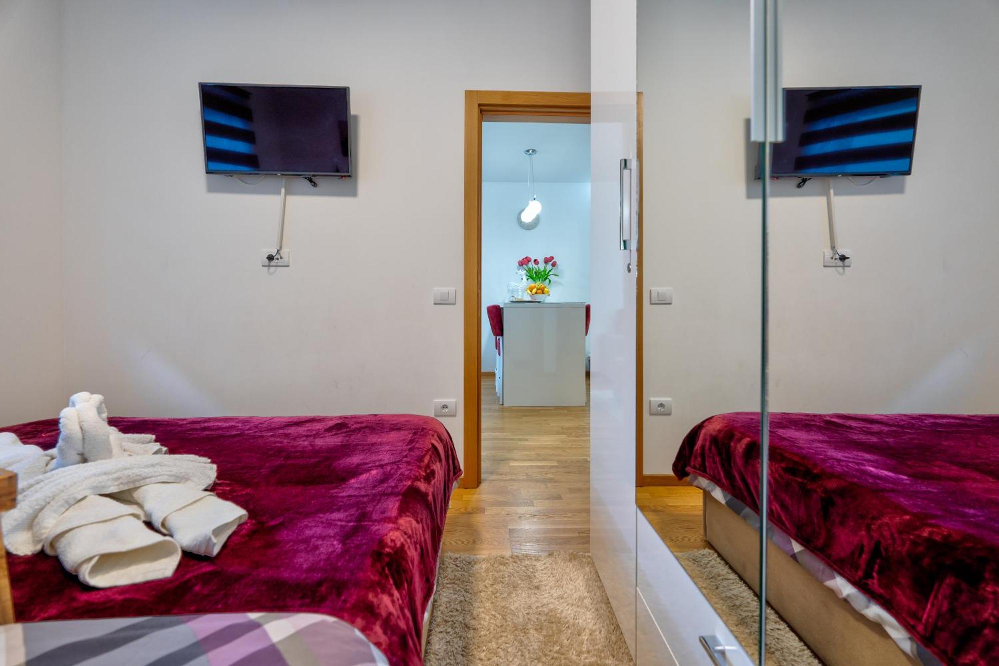 Aroma Apartmani ズラティボール エクステリア 写真