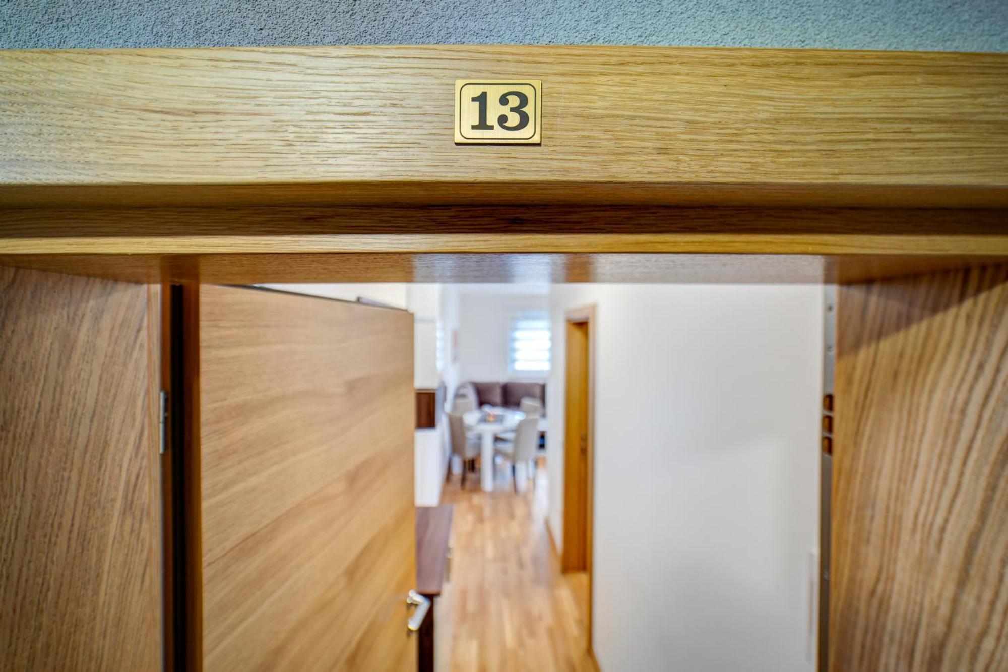 Aroma Apartmani ズラティボール エクステリア 写真